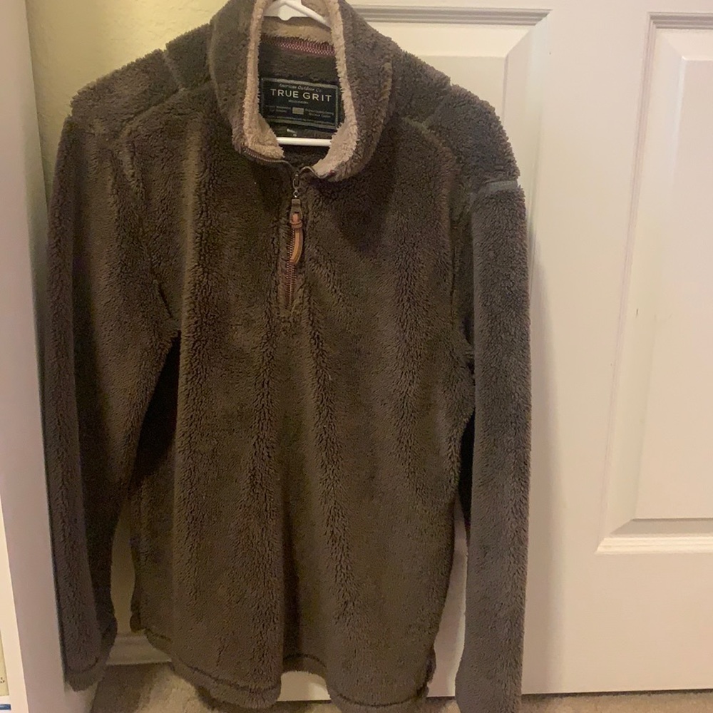 True grit Sherpa quarter zip